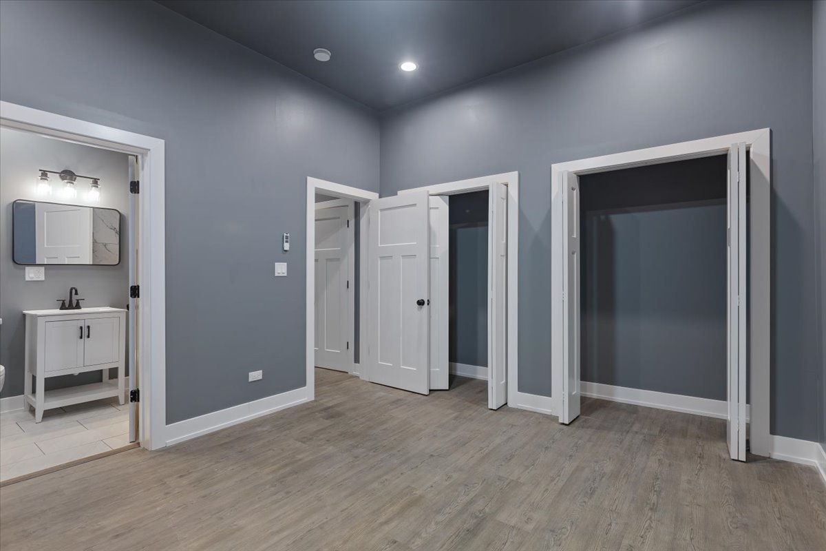 12721912 Property Photo 27