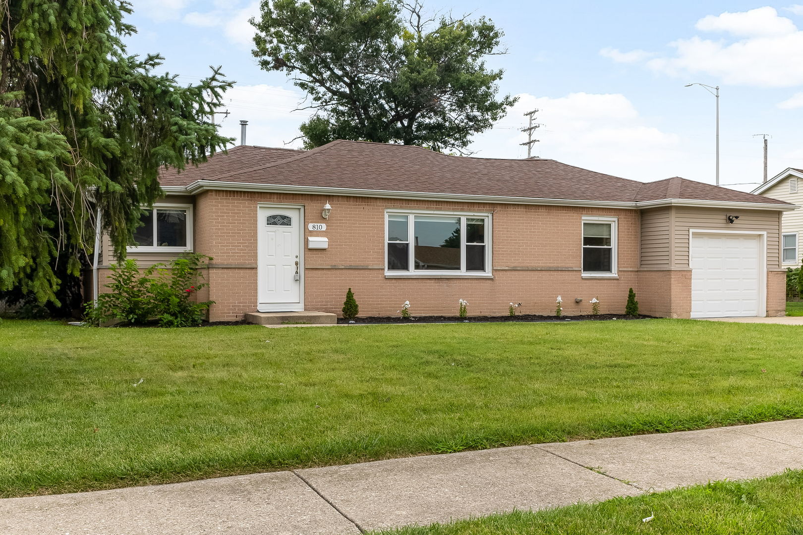 810 Cumberland Street Property Photo 2