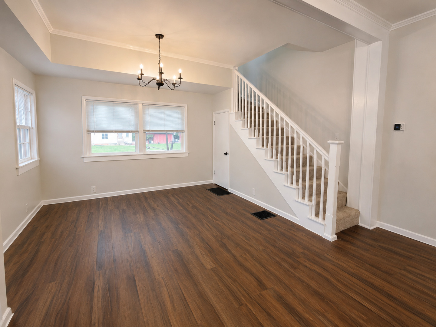 502 Vincennes Avenue Property Photo 19