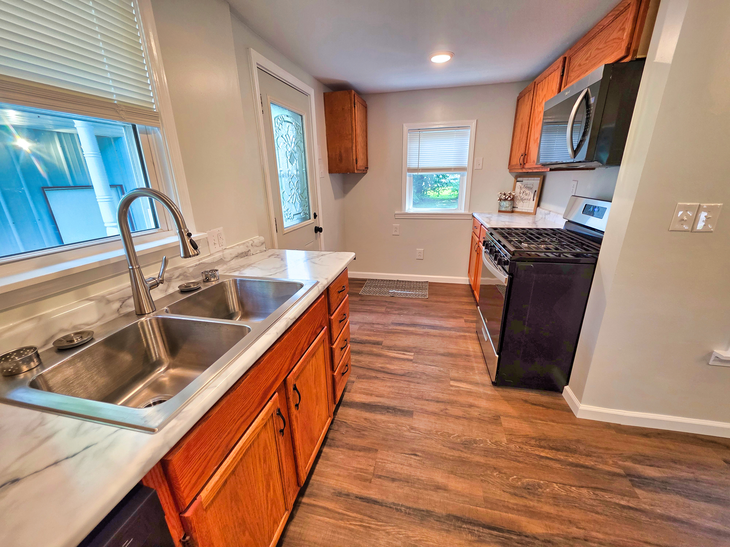 502 Vincennes Avenue Property Photo 44