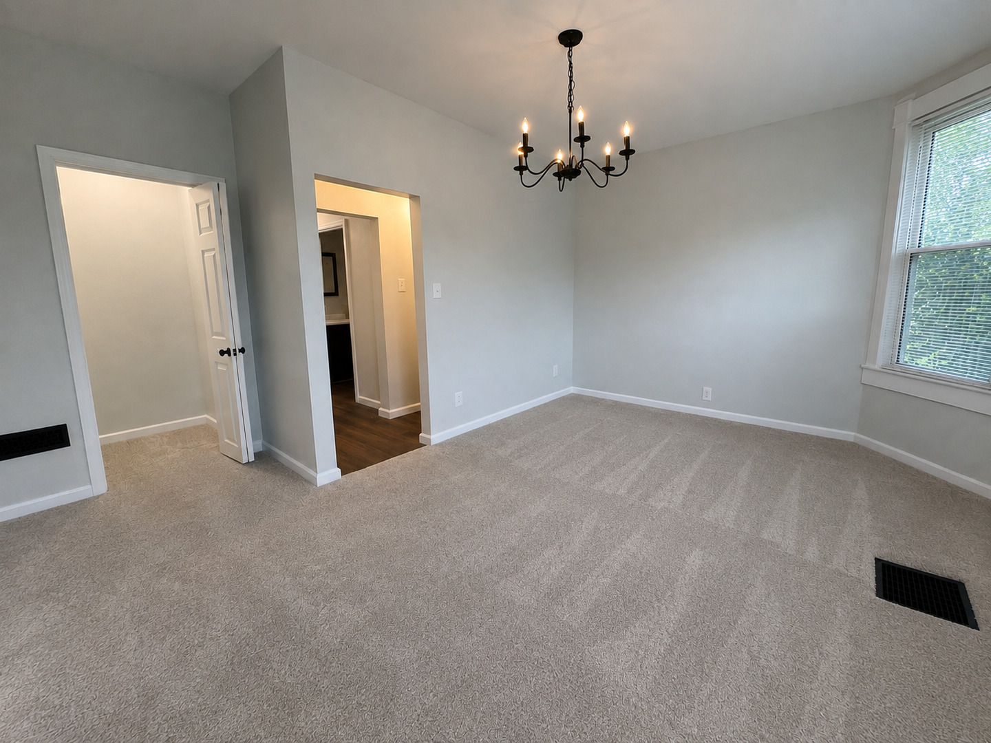 502 Vincennes Avenue Property Photo 71
