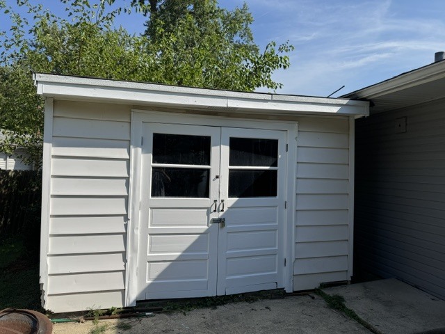 1860 Richton Road Property Photo 5