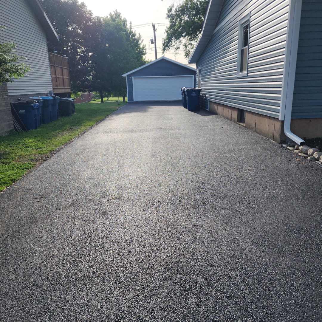 12241 Rexford Street Property Photo 3