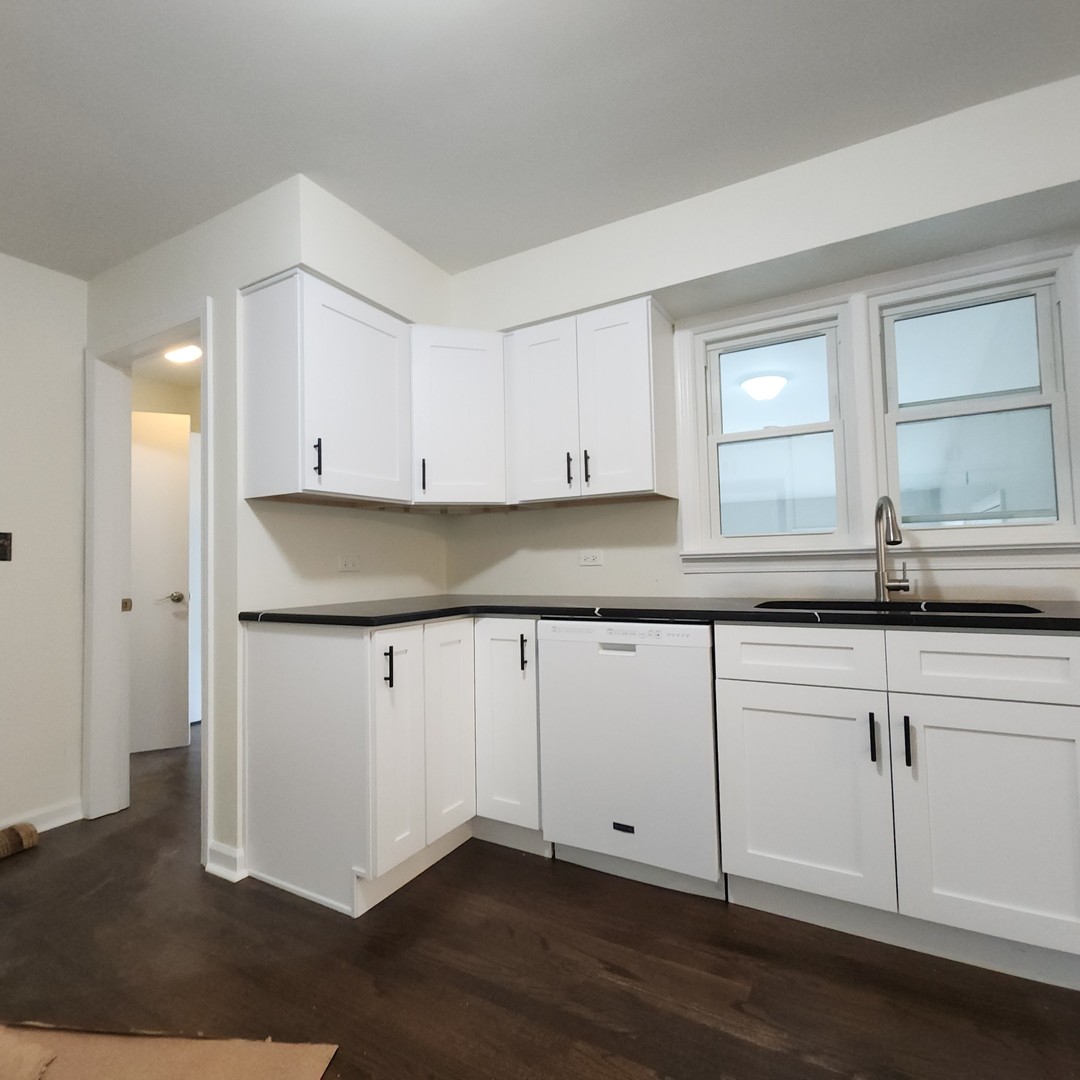 12241 Rexford Street Property Photo 9