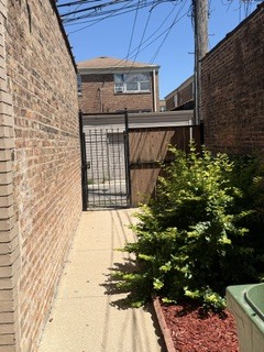 7923 S Wolcott Avenue Property Photo 3