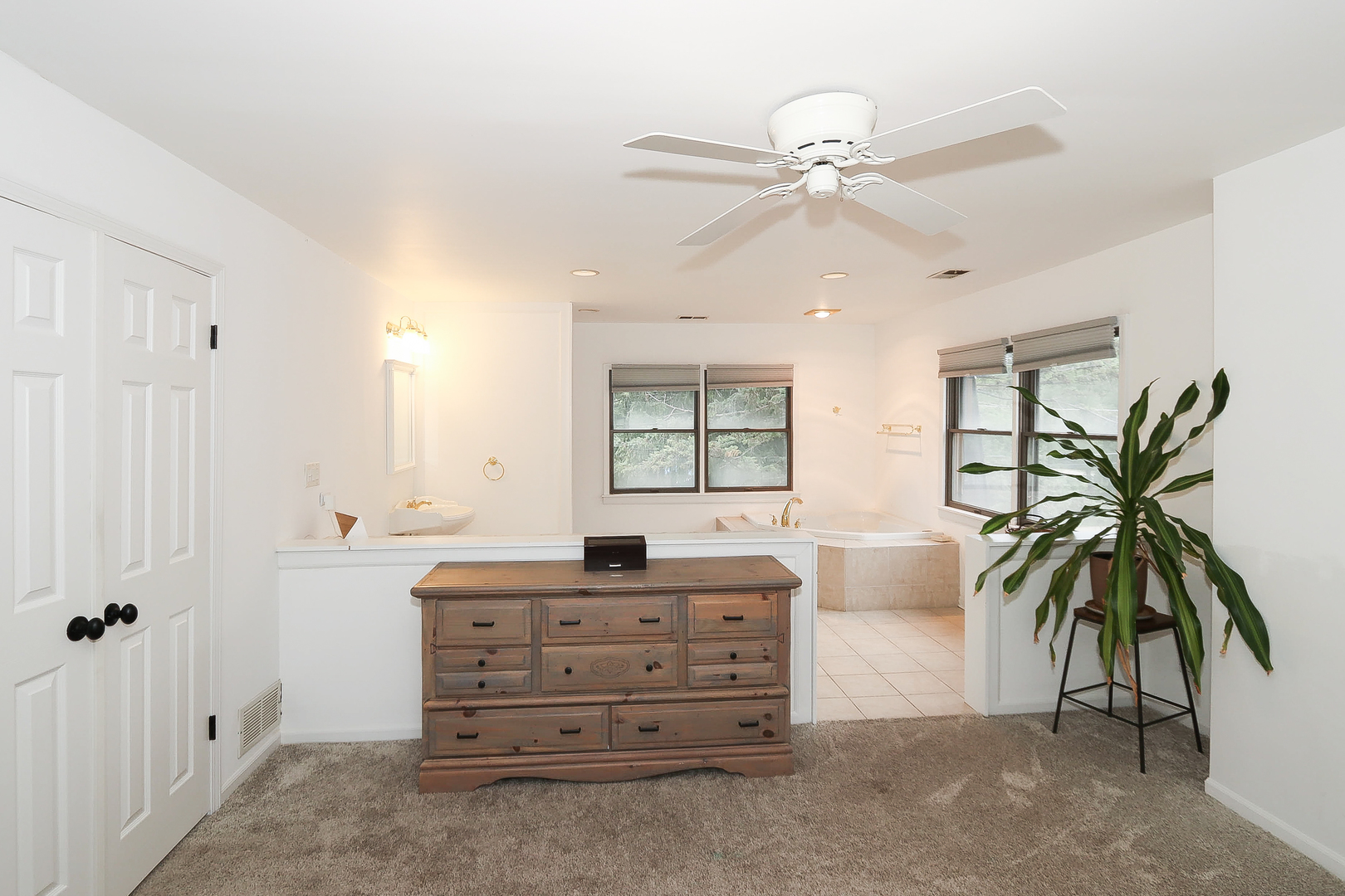 717 Monterrey Terrace Property Photo 26