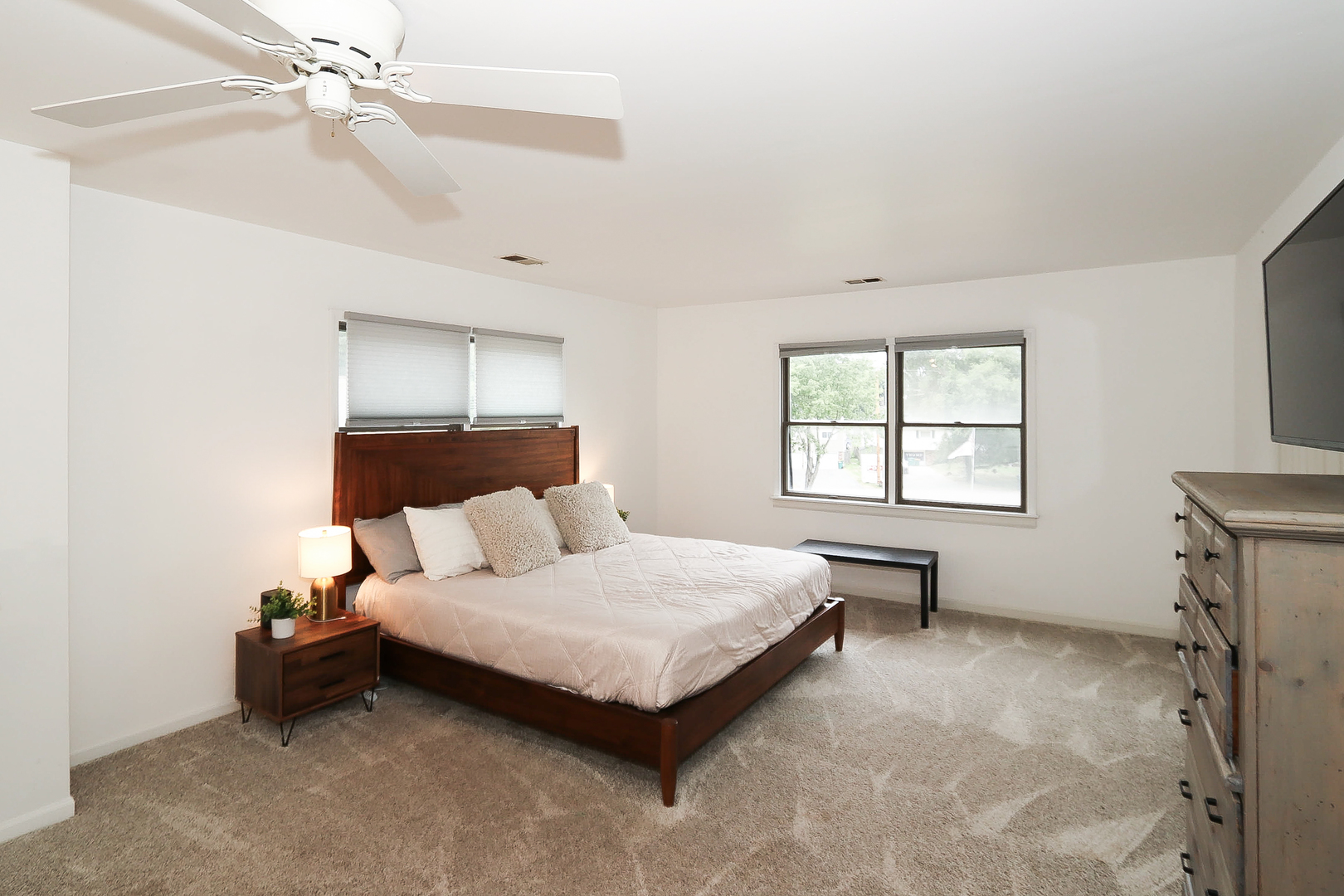 717 Monterrey Terrace Property Photo 27