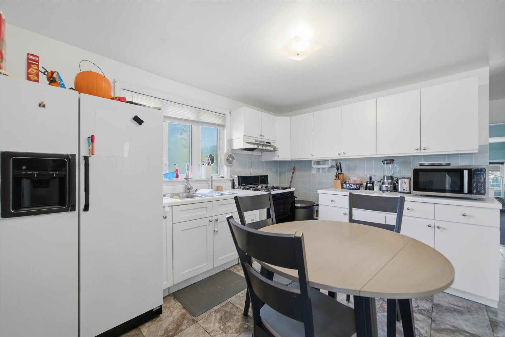 5704 W Newport Avenue Property Photo 13