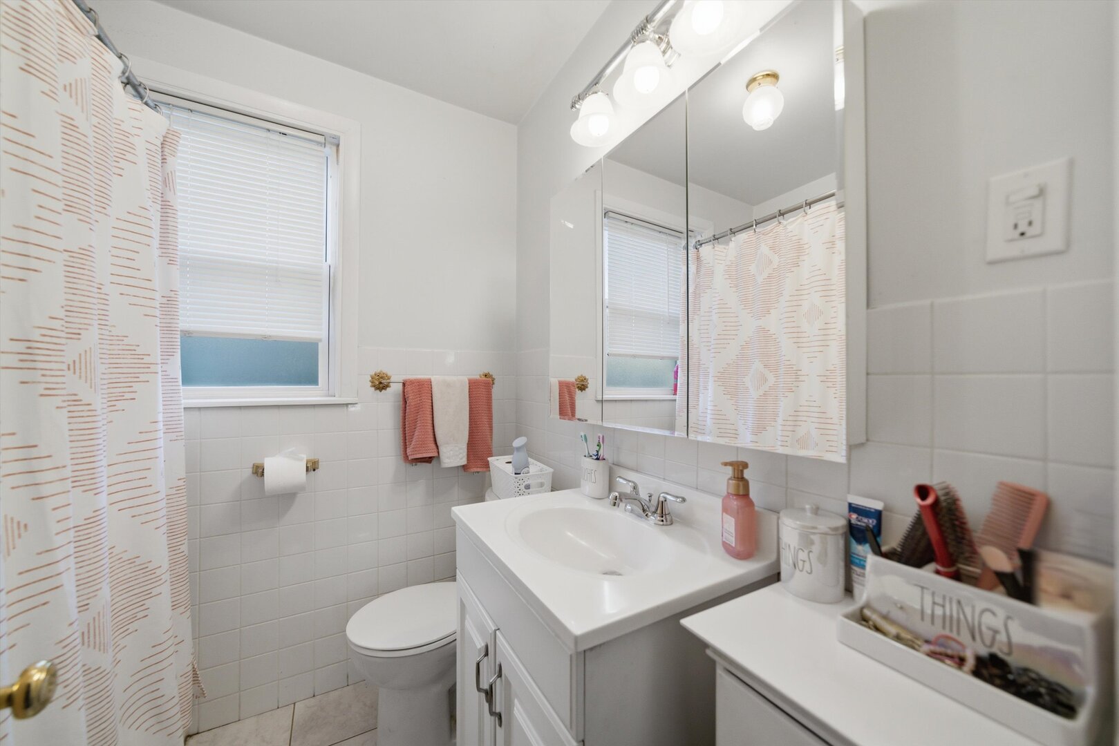 5704 W Newport Avenue Property Photo 15