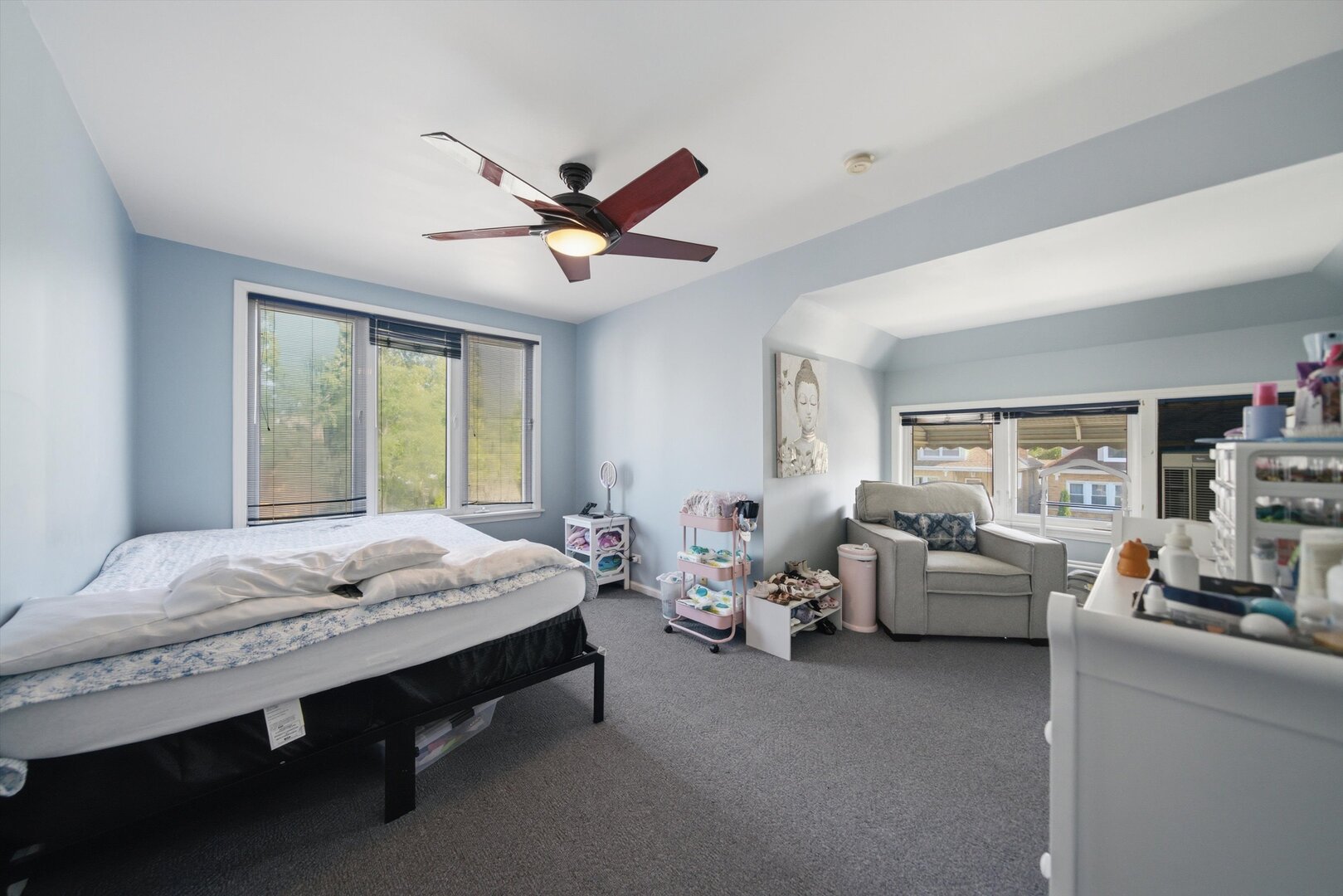 5704 W Newport Avenue Property Photo 25