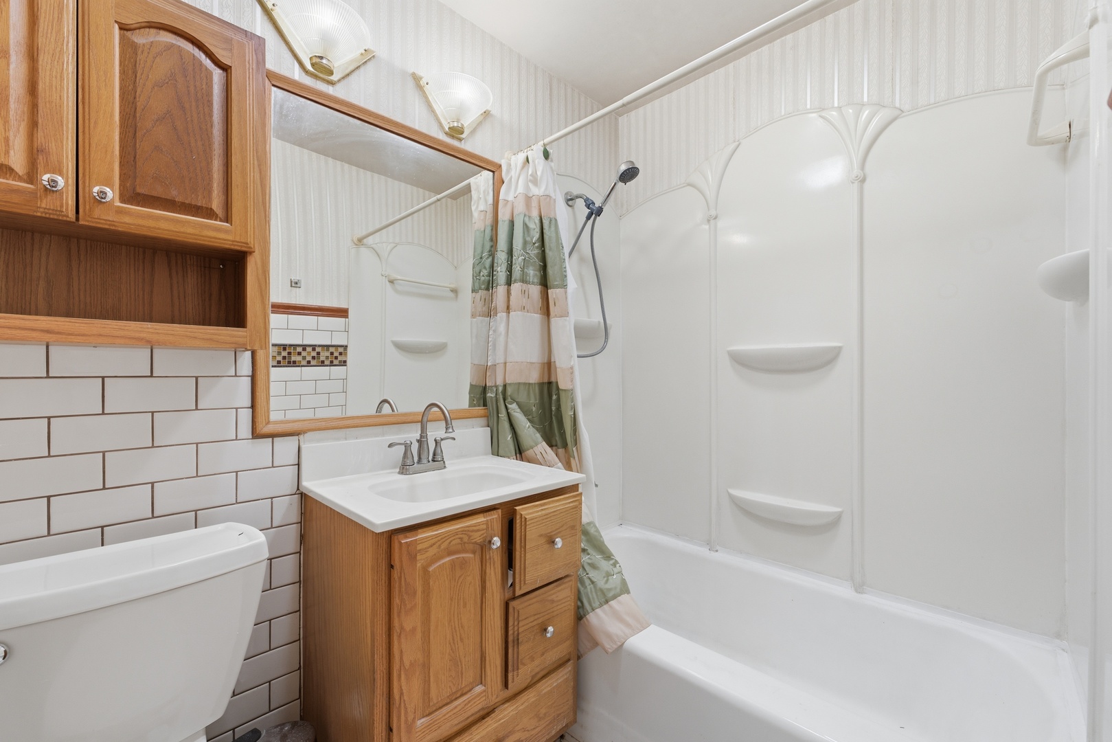 545 S 6th Avenue Property Photo 12
