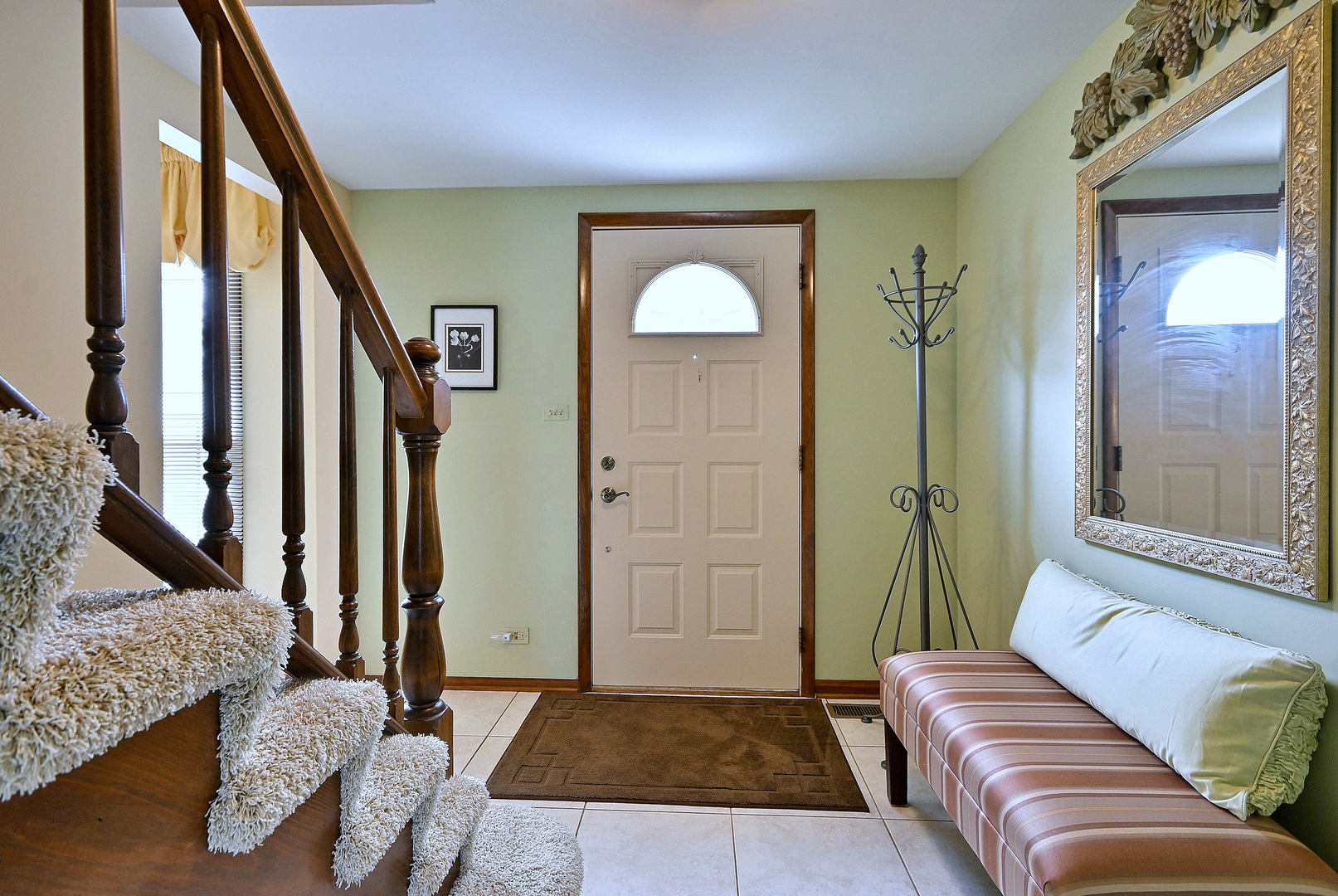 128 Hunter's Circle Property Photo 3