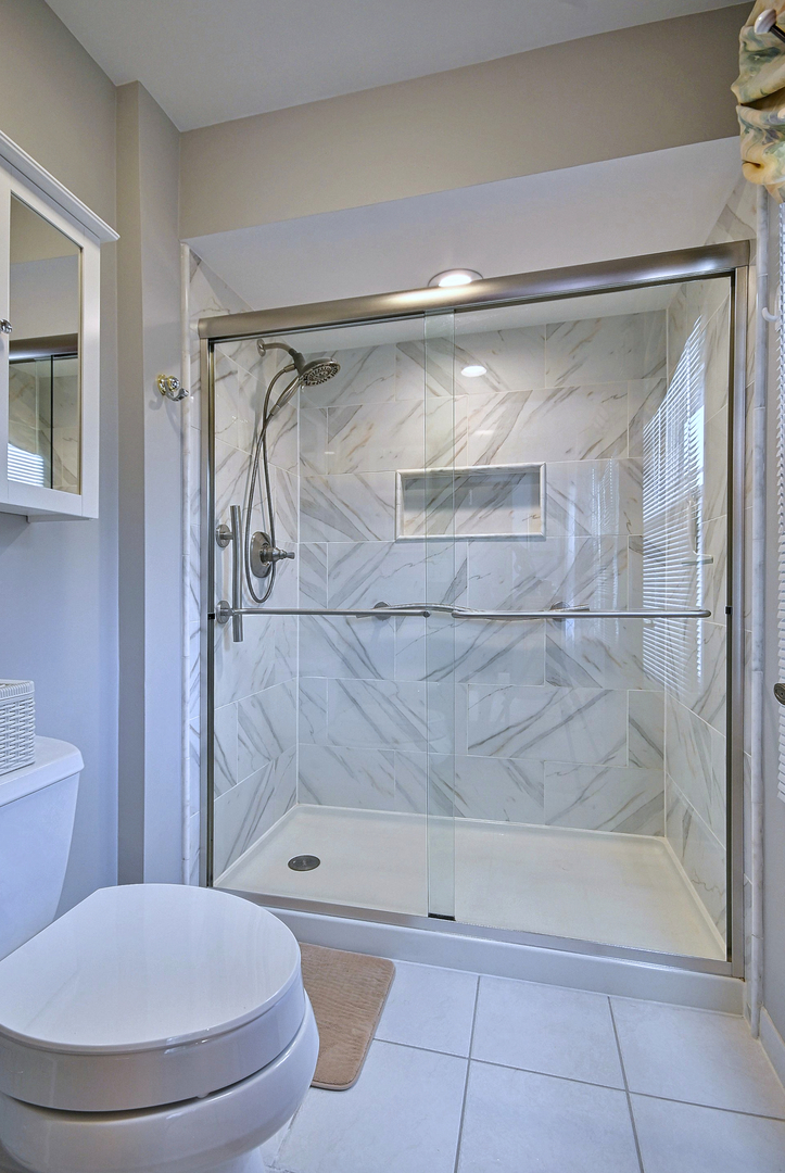 128 Hunter's Circle Property Photo 15