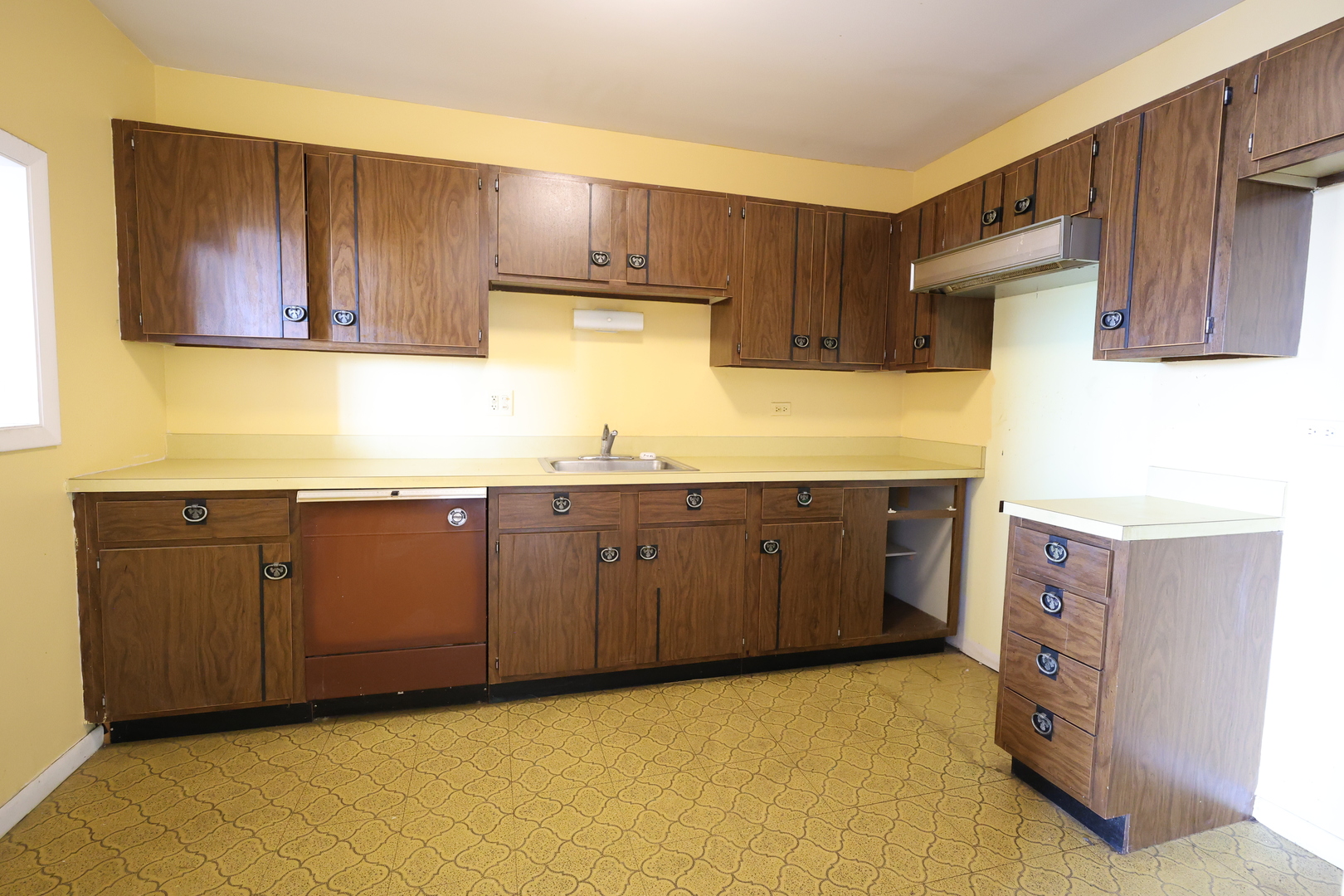 7 E Carriageway Drive 408 Property Photo 7