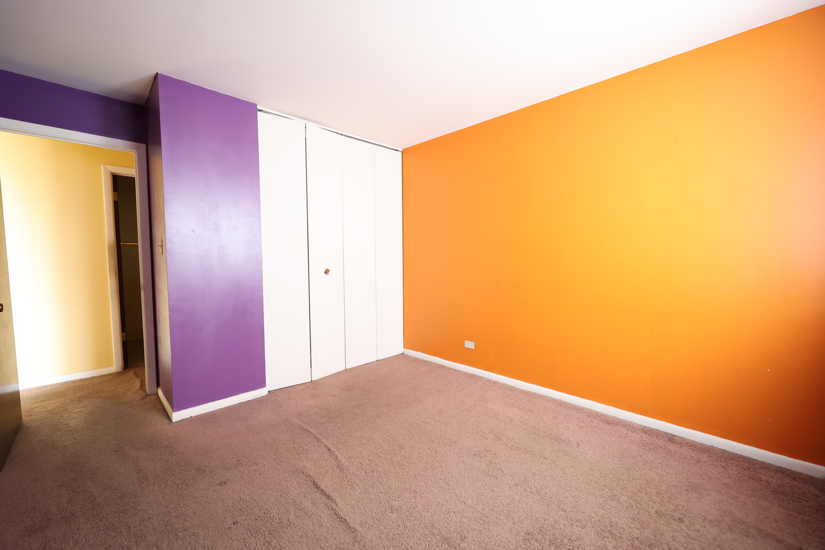 7 E Carriageway Drive 408 Property Photo 8