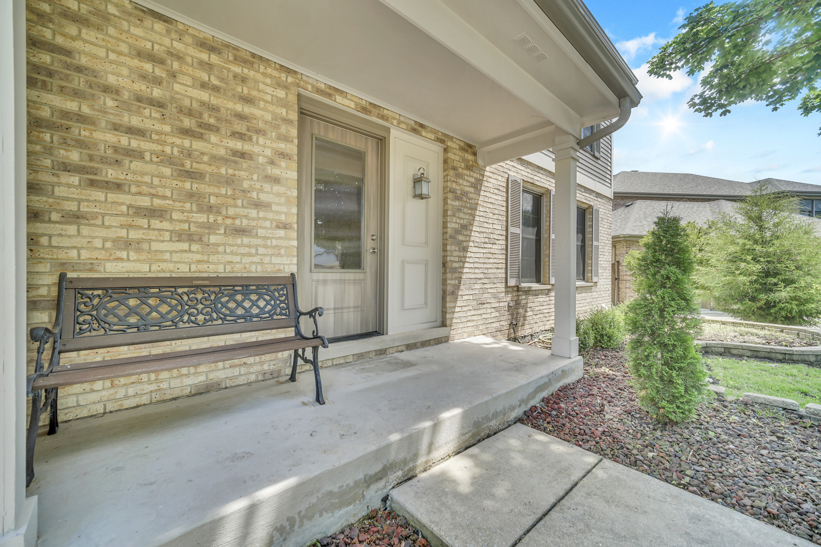 8885 Dryden Street Property Photo 5