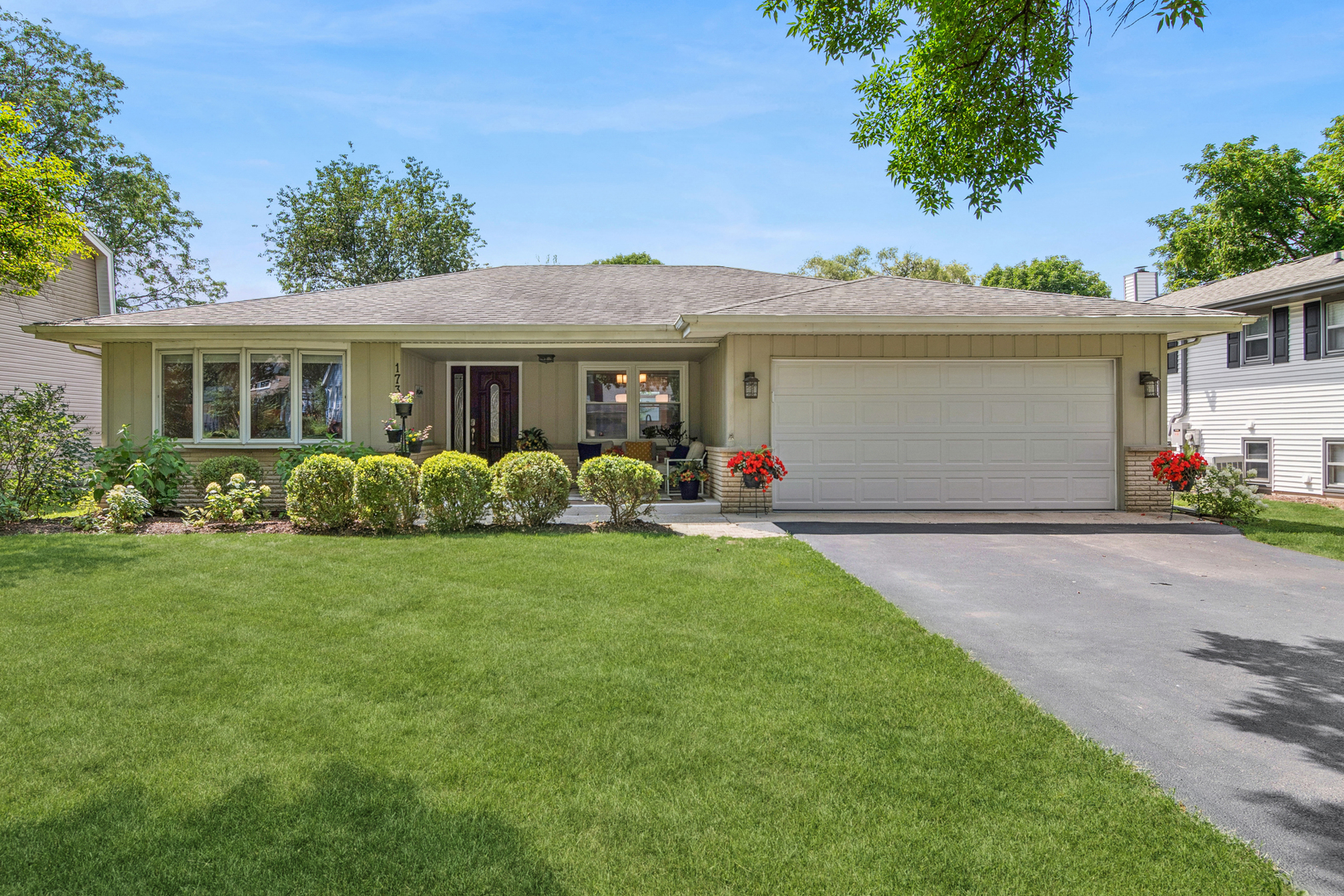 1737 Clyde Drive Property Photo 1