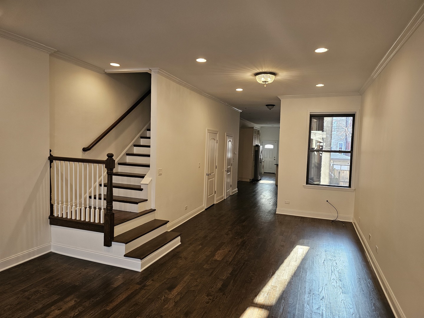 4420 S Berkeley Avenue Property Photo 7