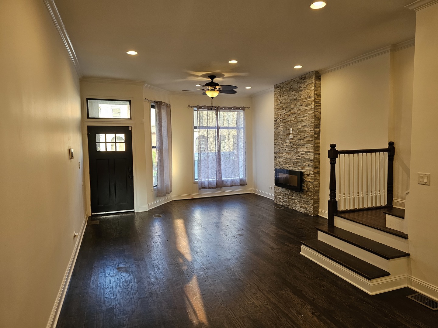 4420 S Berkeley Avenue Property Photo 8
