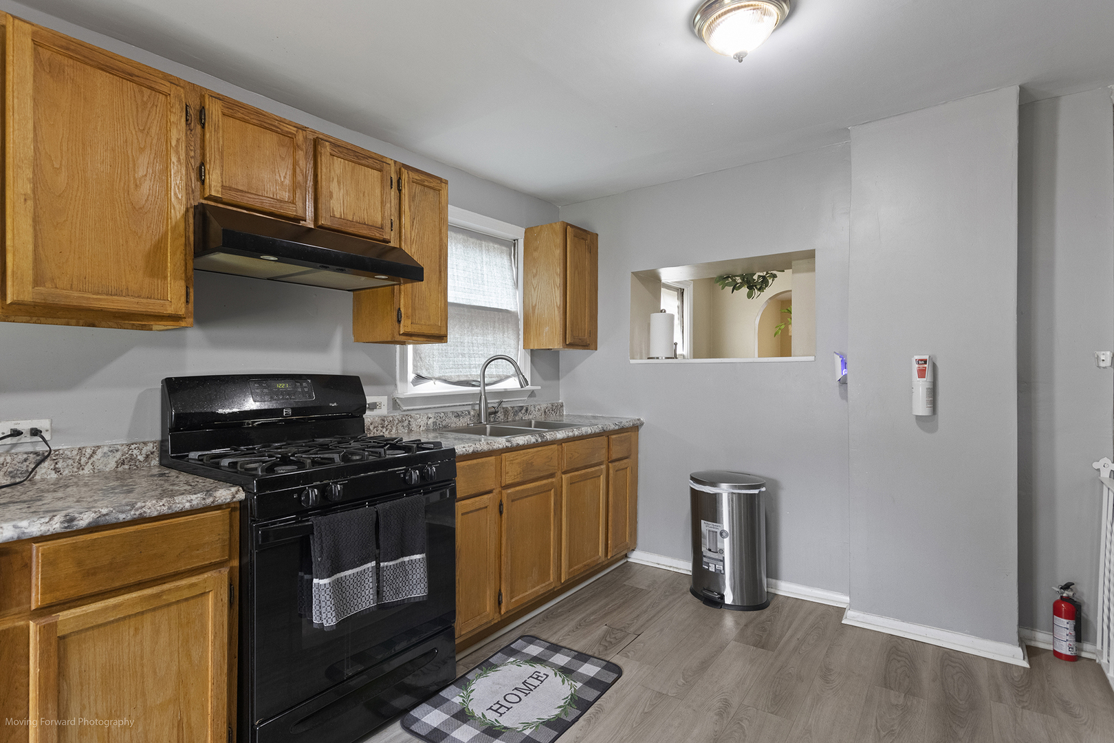 8439 S Hoyne Street Property Photo 12
