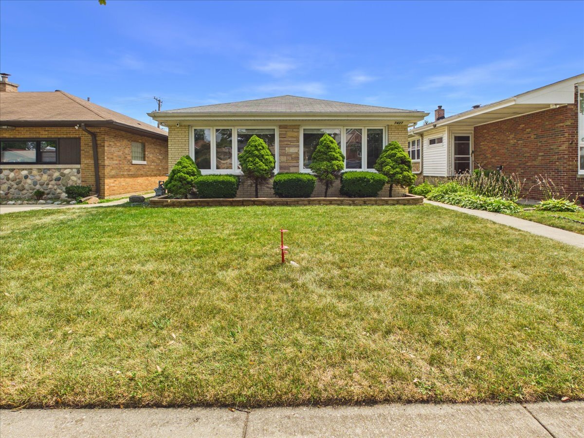 7427 Keeler Avenue Property Photo 1