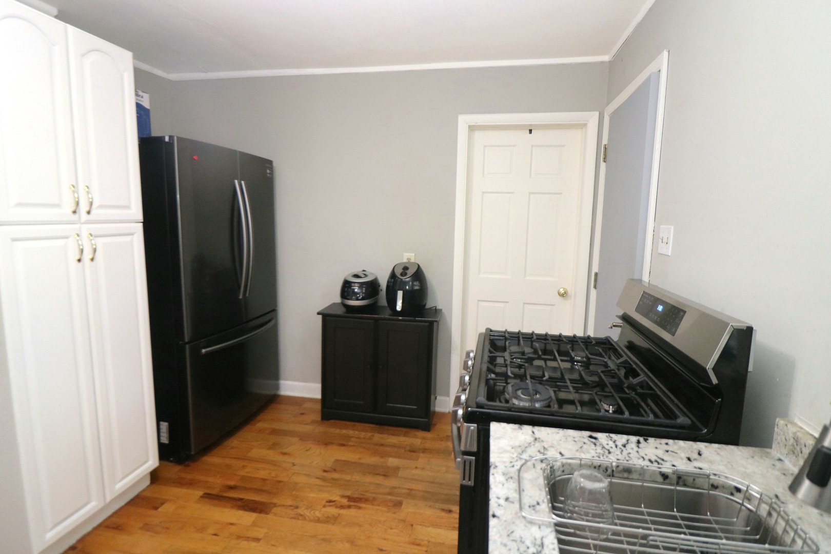 3116 Cedar Terrace Property Photo 5