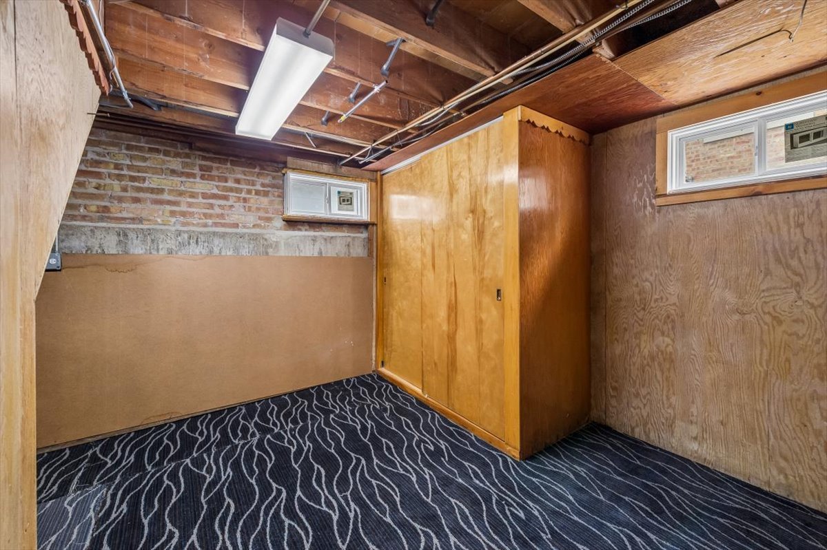 4449 N Ottawa Avenue Property Photo 17