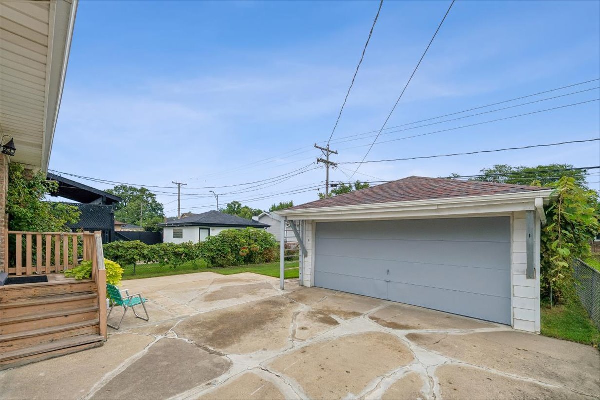 4449 N Ottawa Avenue Property Photo 18
