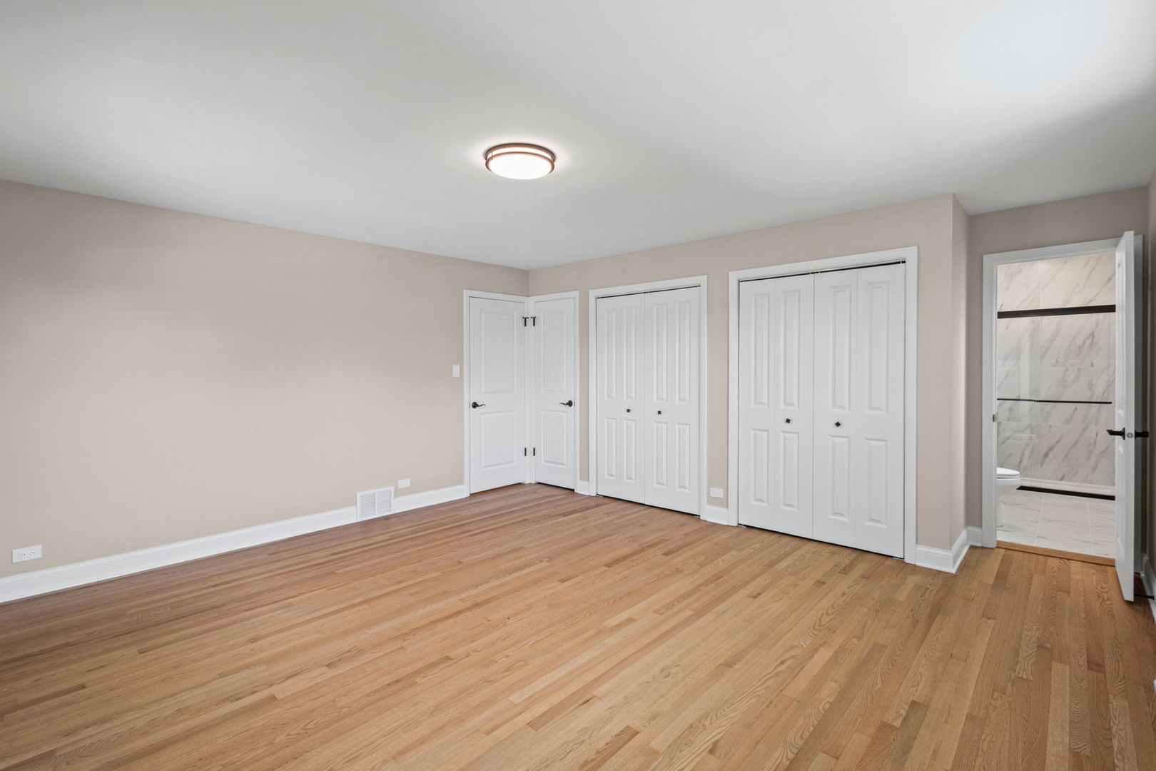 6111 W 128th Street Property Photo 14