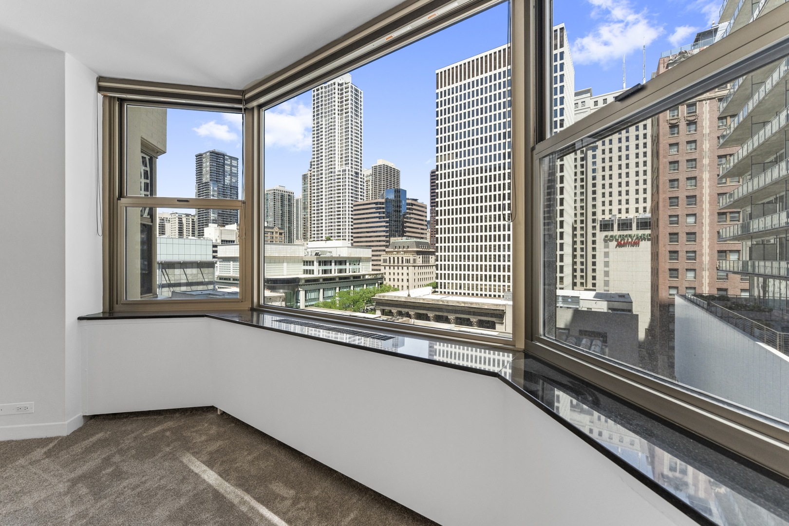 535 N Michigan Avenue 909 Property Photo 7