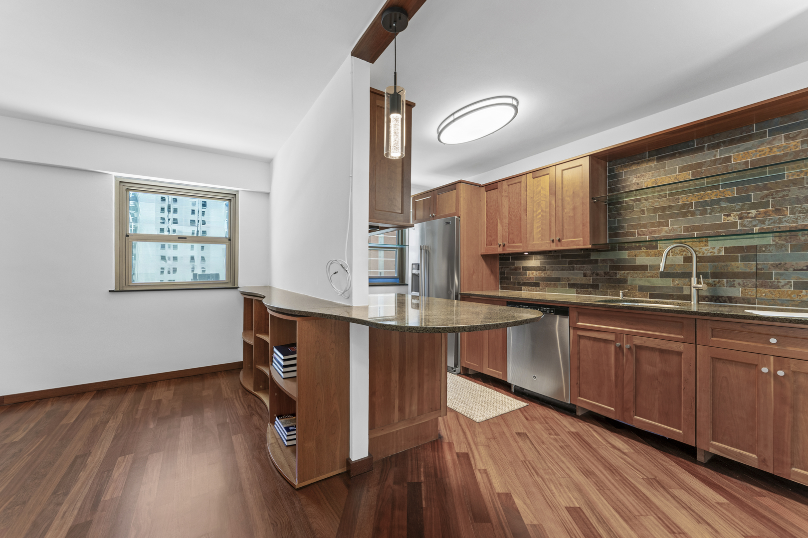 535 N Michigan Avenue 909 Property Photo 17