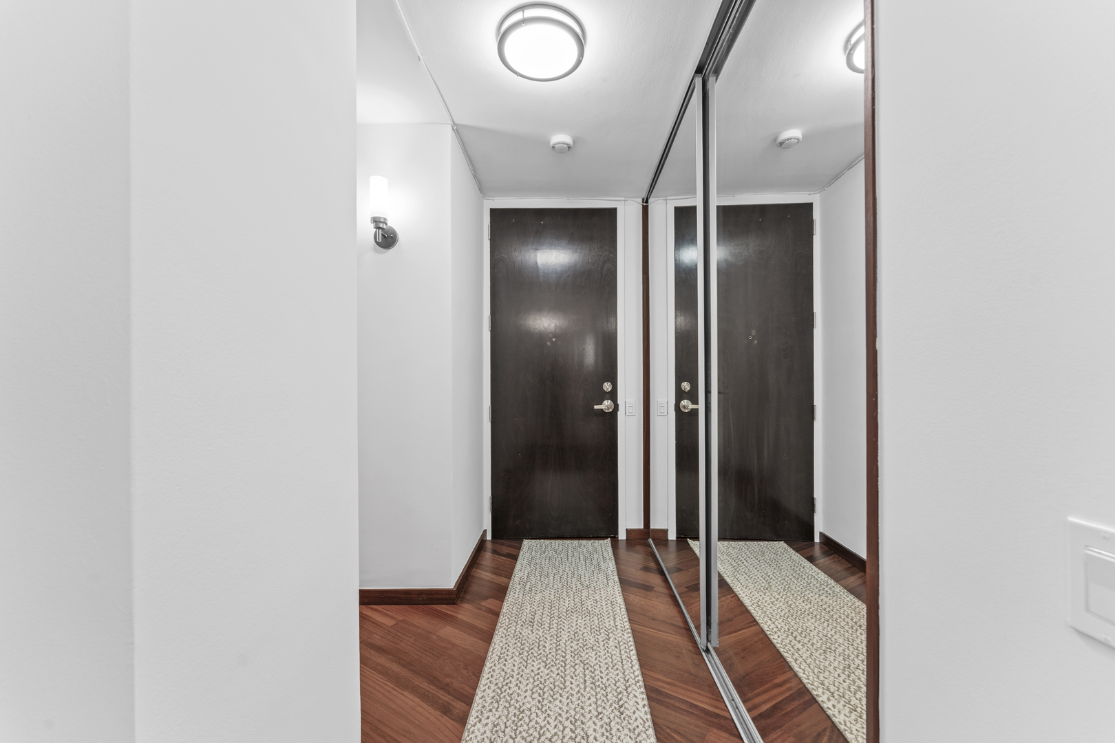 535 N Michigan Avenue 909 Property Photo 22