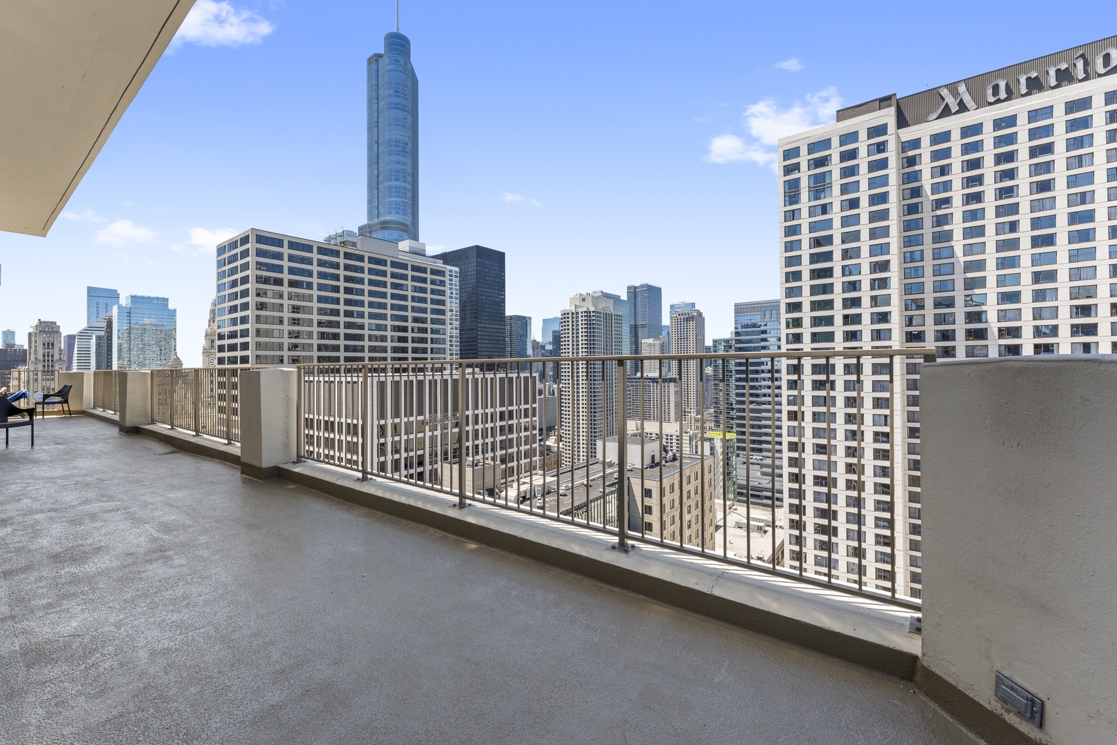 535 N Michigan Avenue 909 Property Photo 29