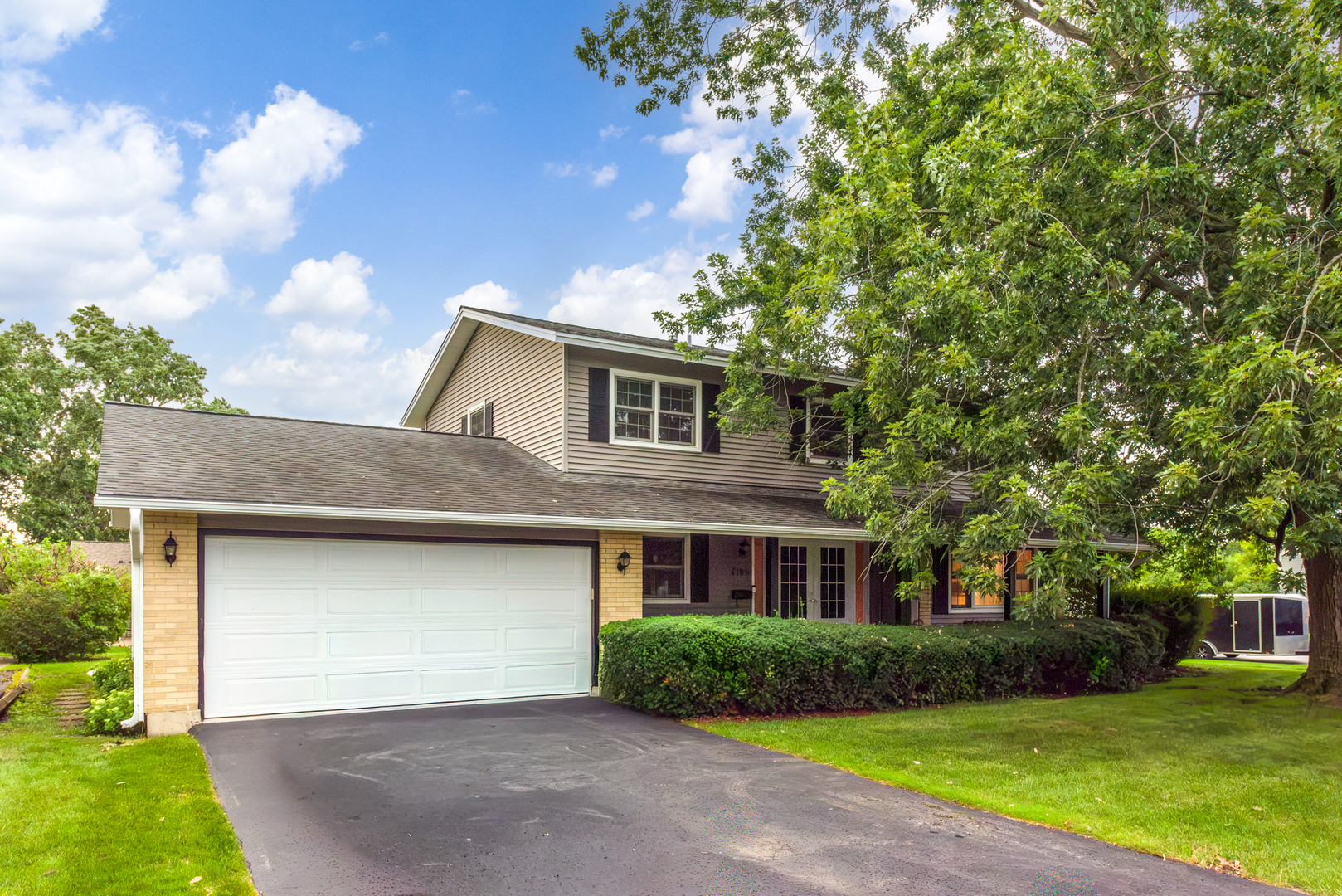 1109 Lancaster Avenue Property Photo 1