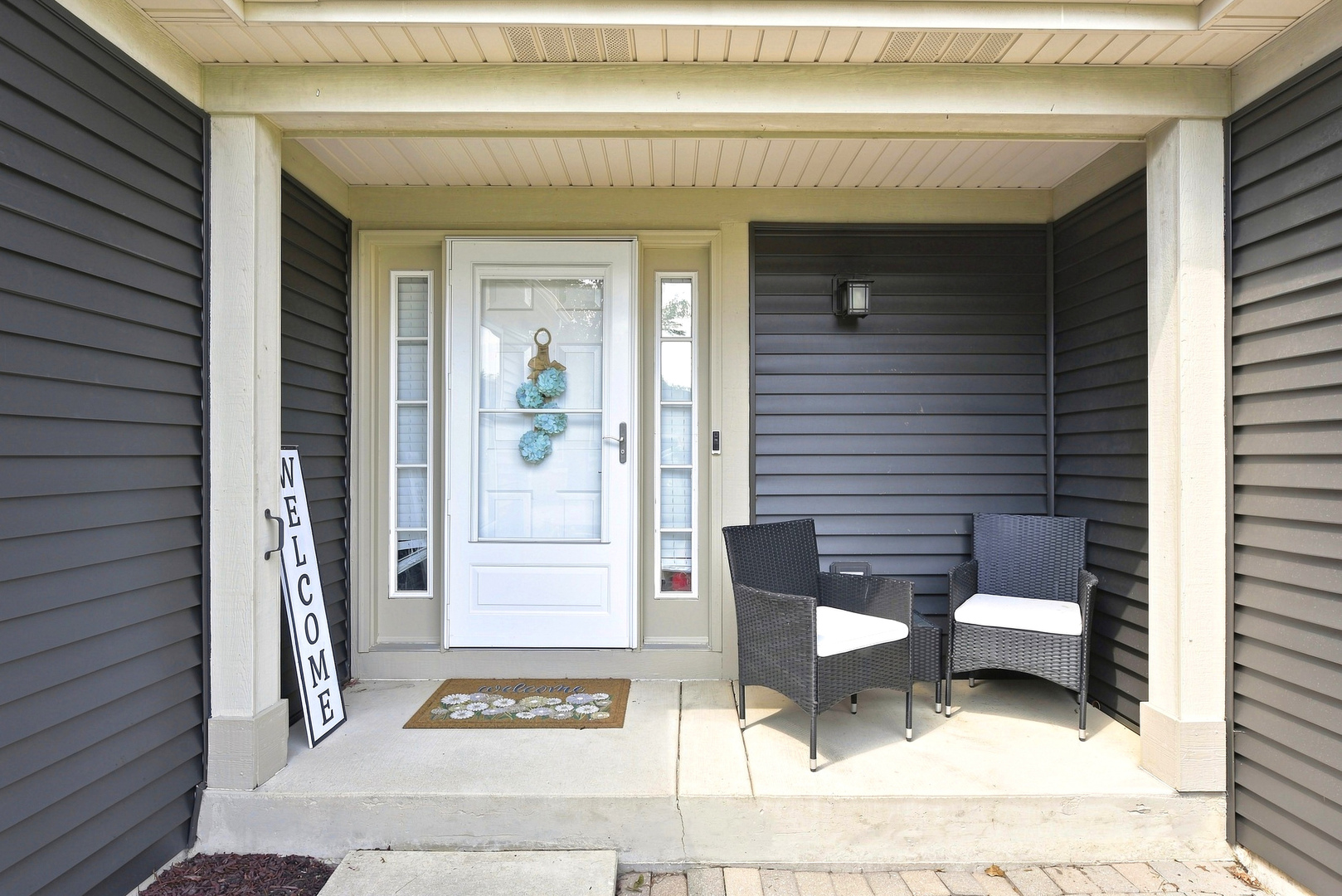 1703 Waterman Court Property Photo 3