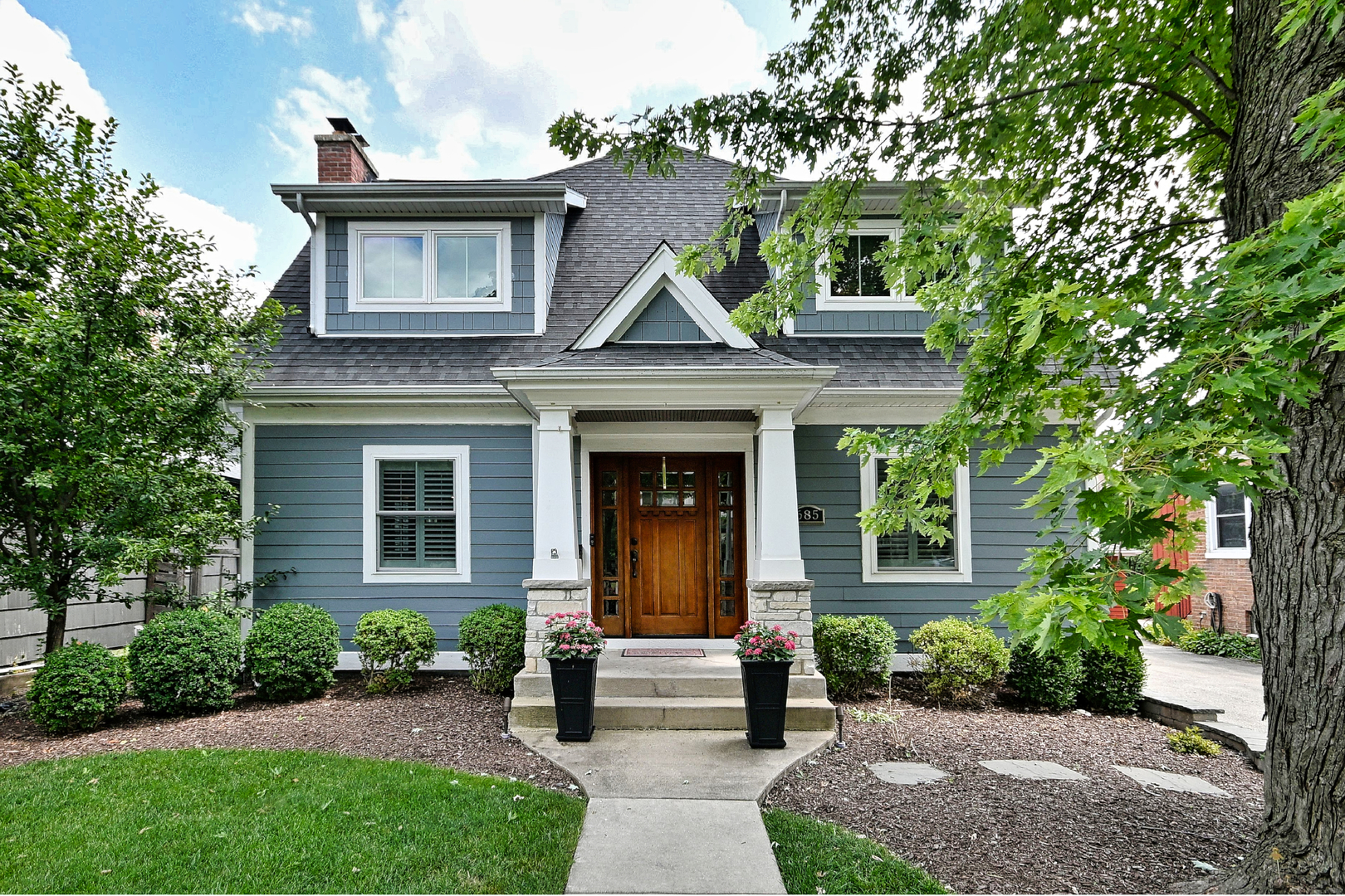 685 S Saylor Avenue Property Photo 1
