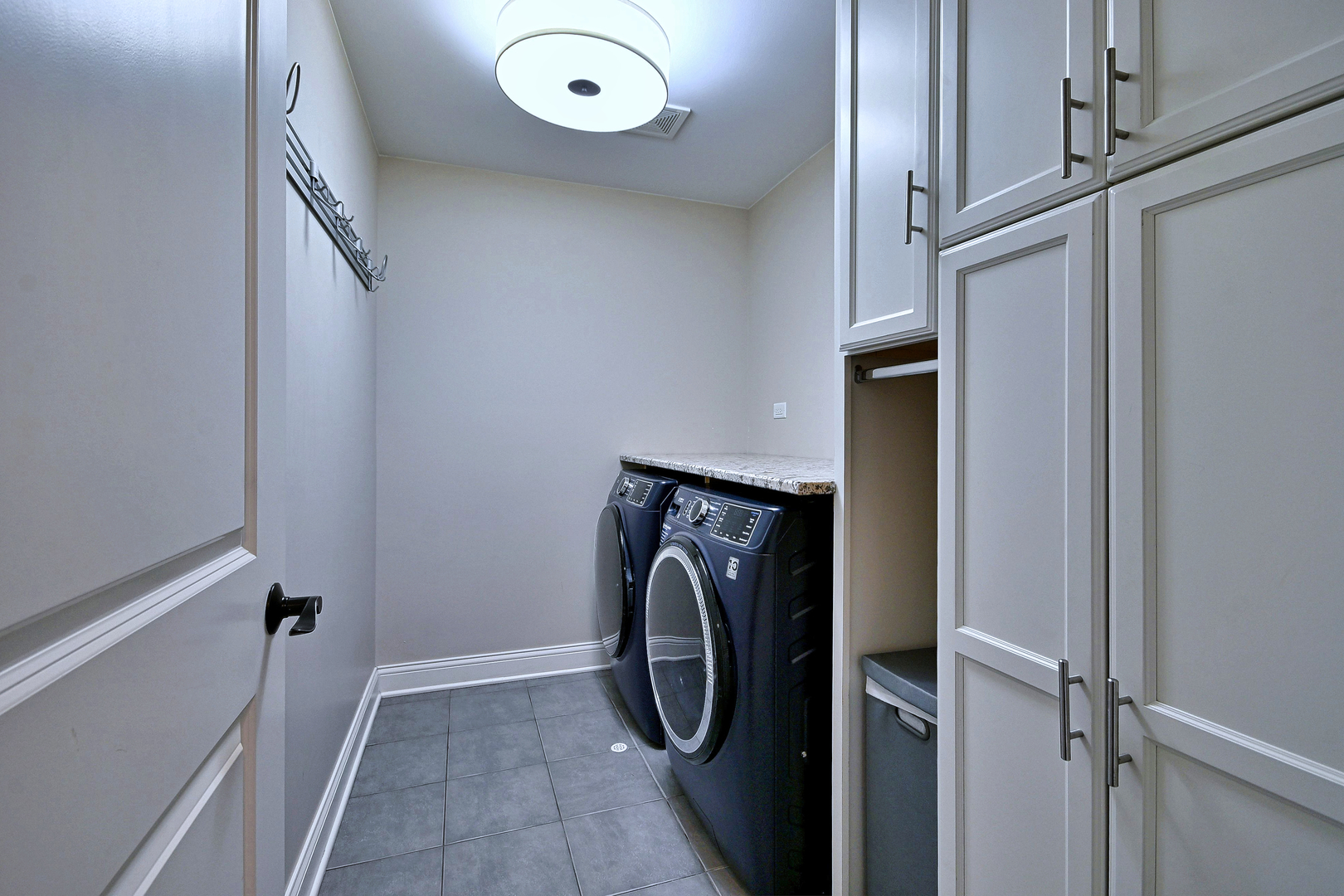 685 S Saylor Avenue Property Photo 46