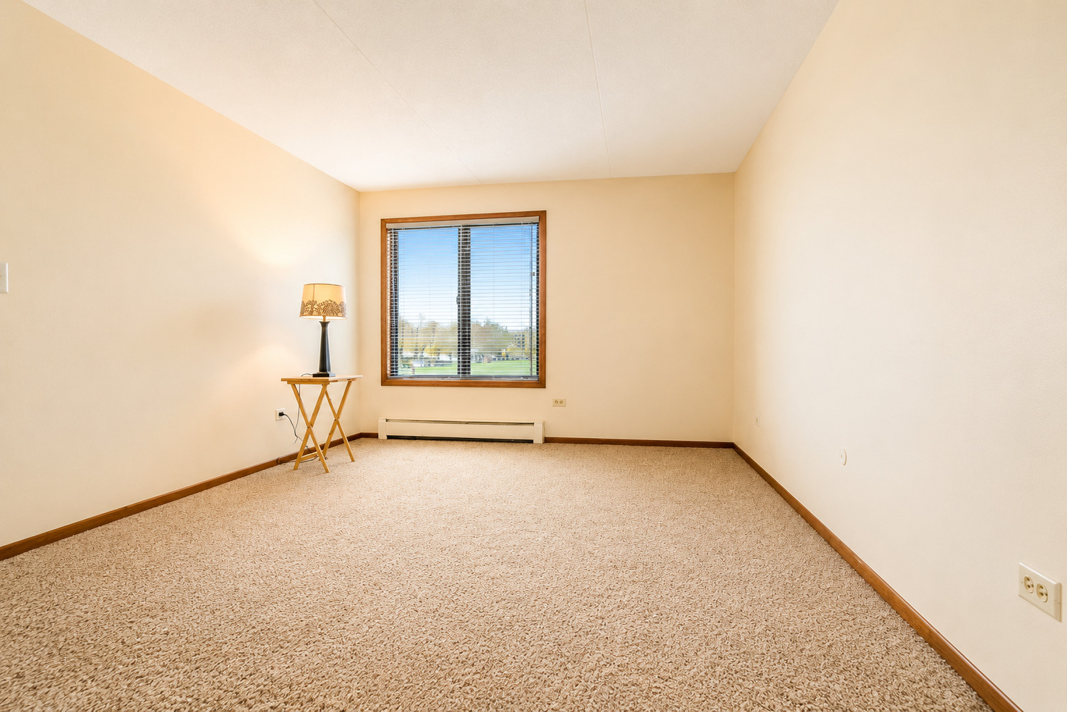 5447 W Lawrence Avenue 203 Property Photo 25