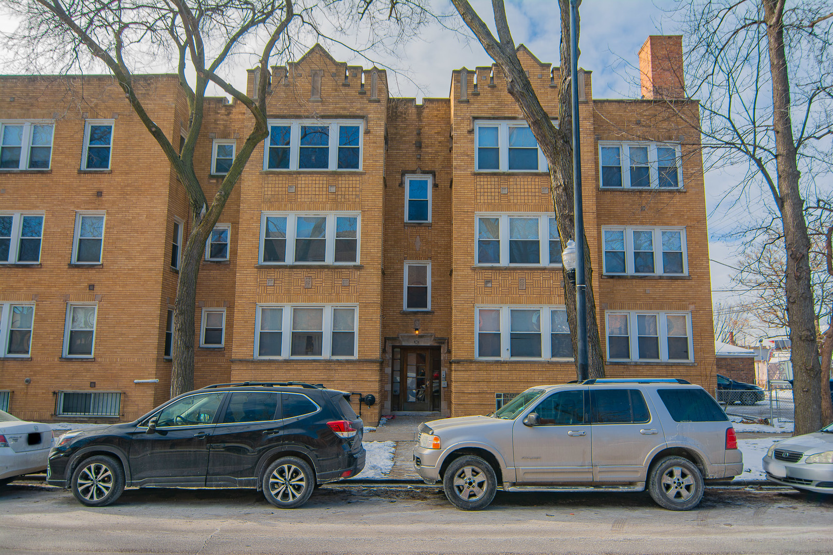 2748 N Kostner Avenue 3 Property Photo 1