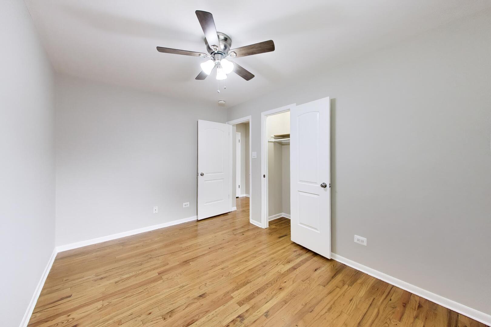 14514 University Avenue Property Photo 6