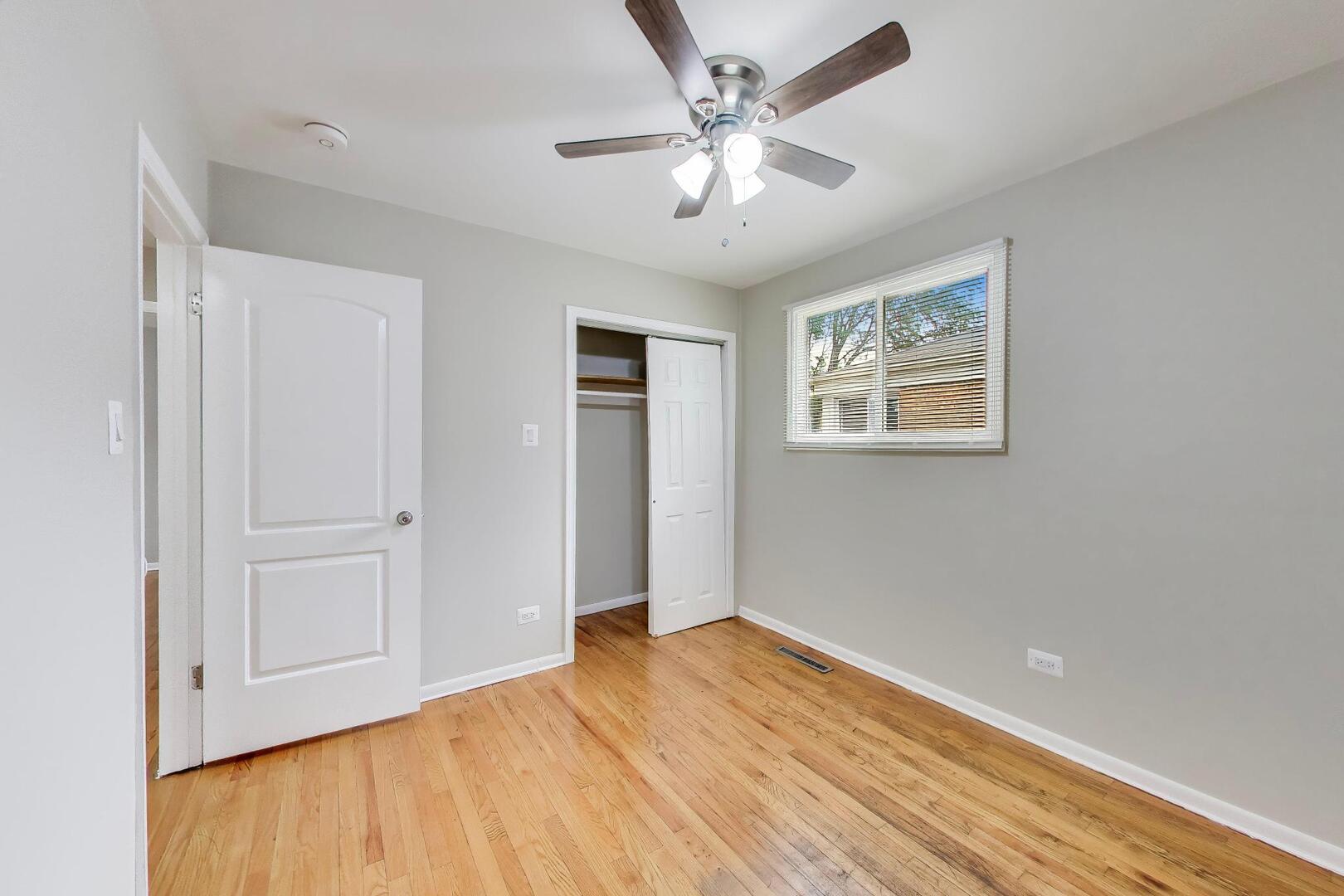 14514 University Avenue Property Photo 7