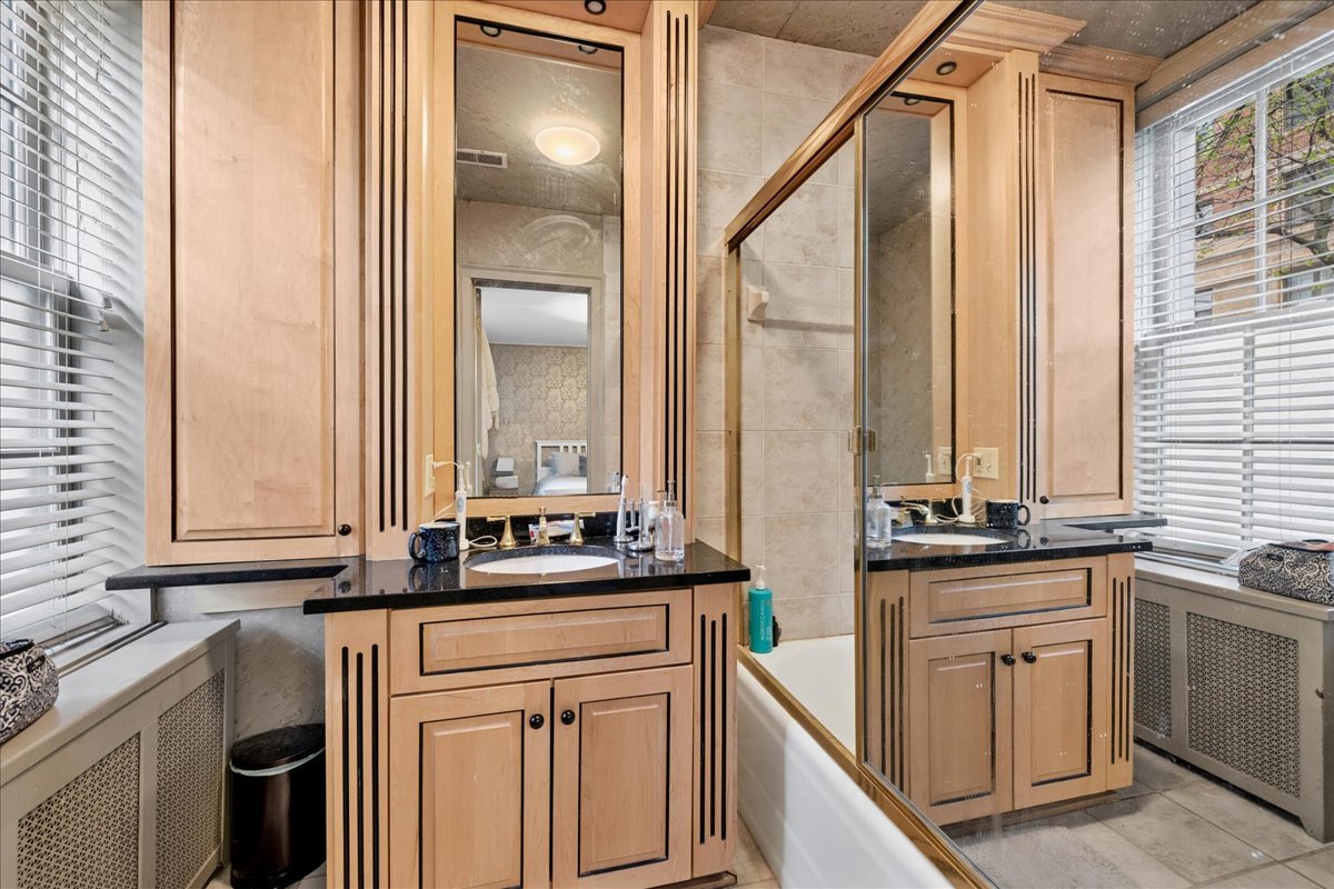 3750 N Lake Shore Drive 1d Property Photo 20
