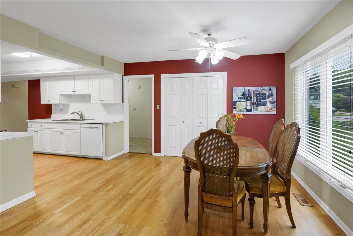 1525 Mayfield Lane Property Photo 8