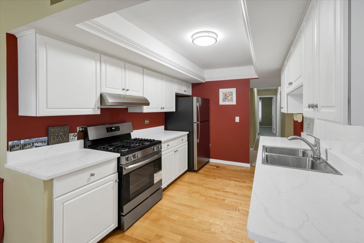 1525 Mayfield Lane Property Photo 13