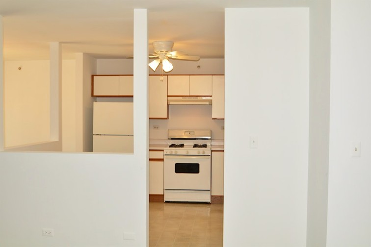 5s530 Paxton Drive A Property Photo 8