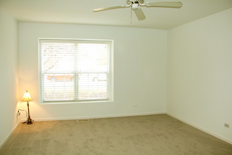 5s530 Paxton Drive A Property Photo 11