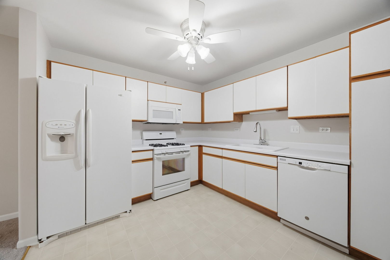 5s530 Paxton Drive A Property Photo 13