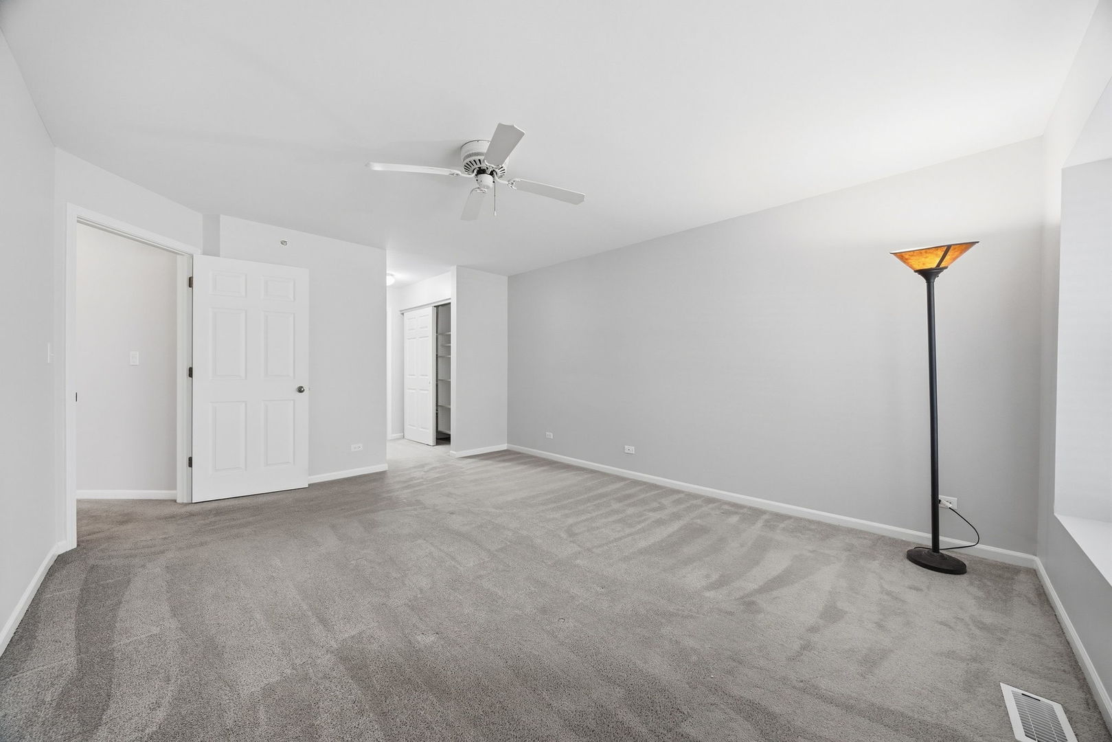 5s530 Paxton Drive A Property Photo 17