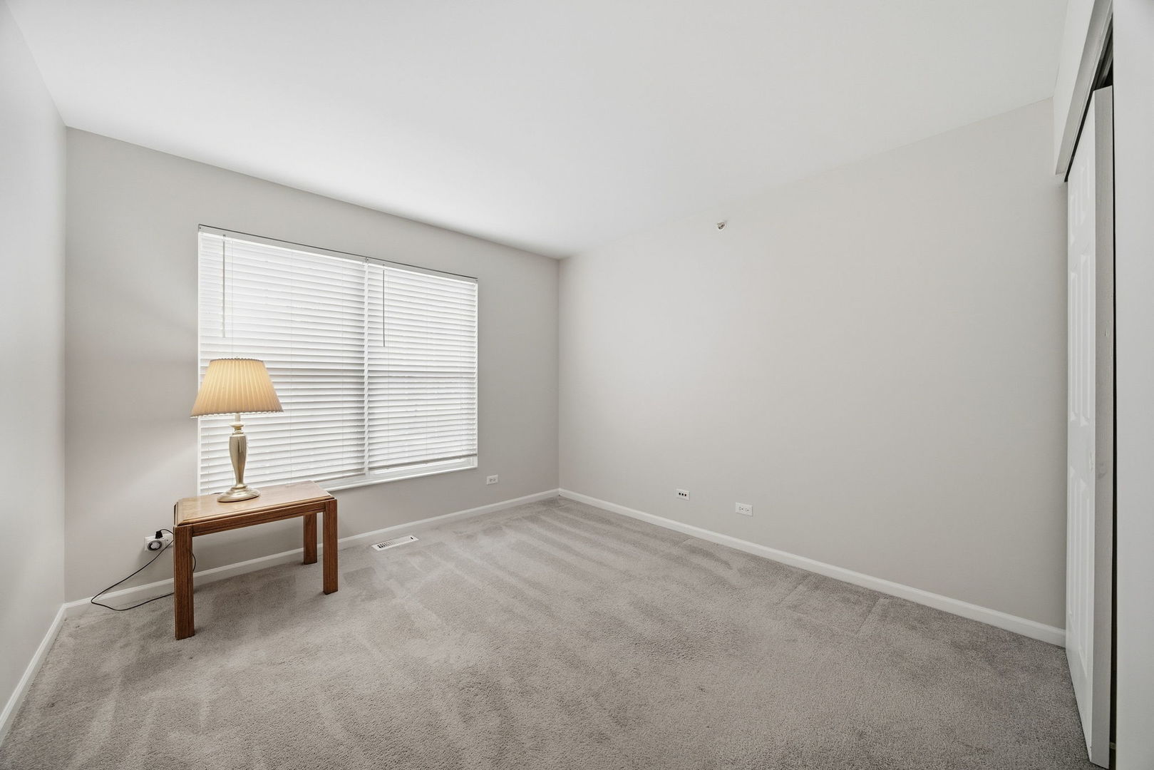 5s530 Paxton Drive A Property Photo 21