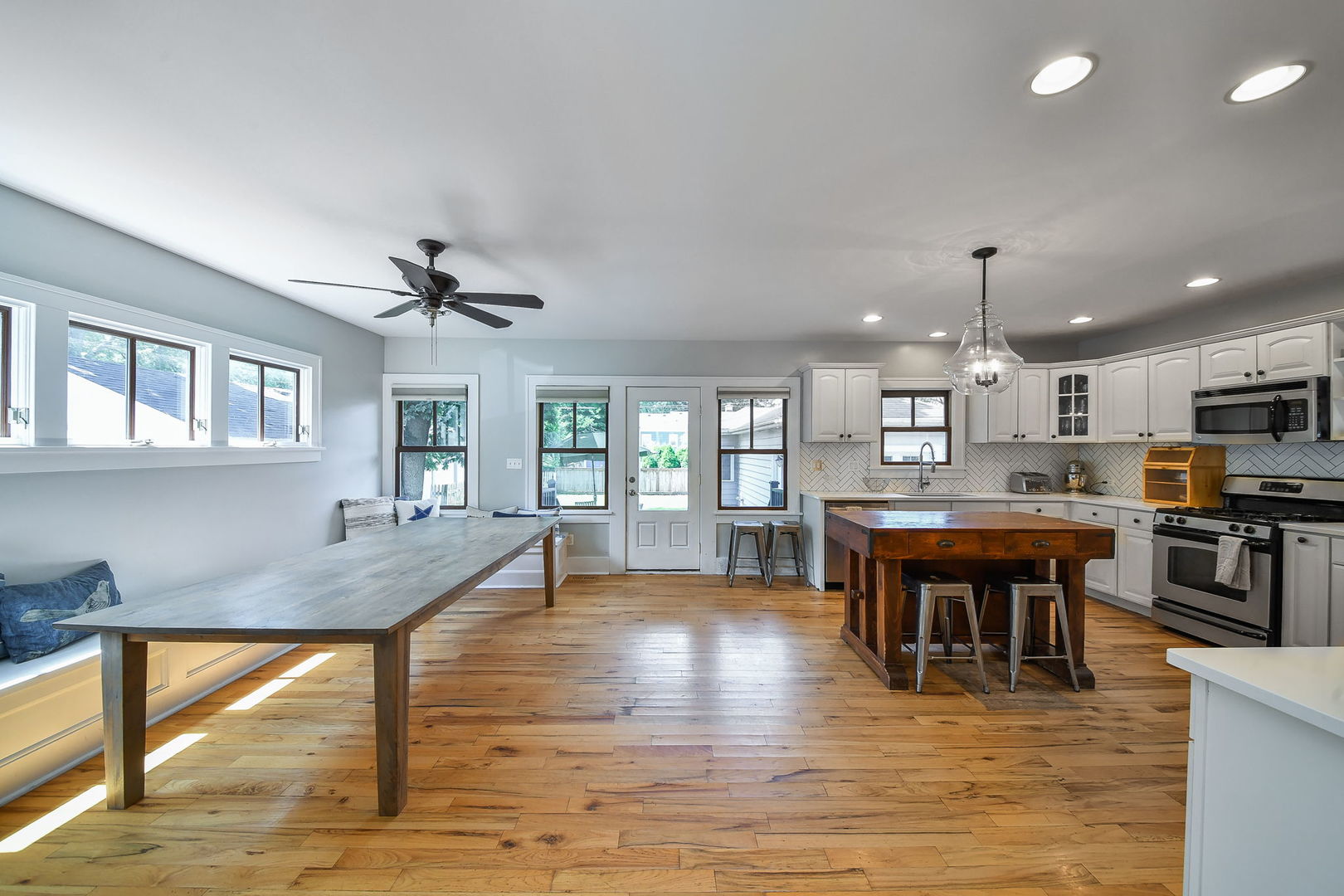 118 Logan Avenue Property Photo 8